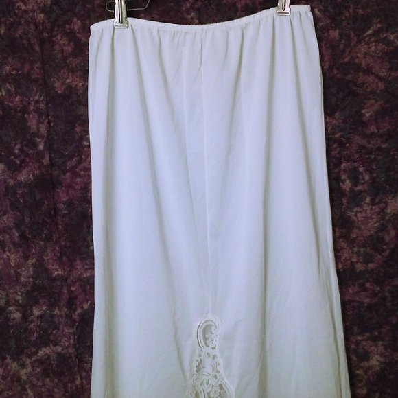 Vintage 70s-80s Lingerie Long Half Slip -M(8/10) Lace Inset Slit Comfort Waist - Picture 3 of 7
